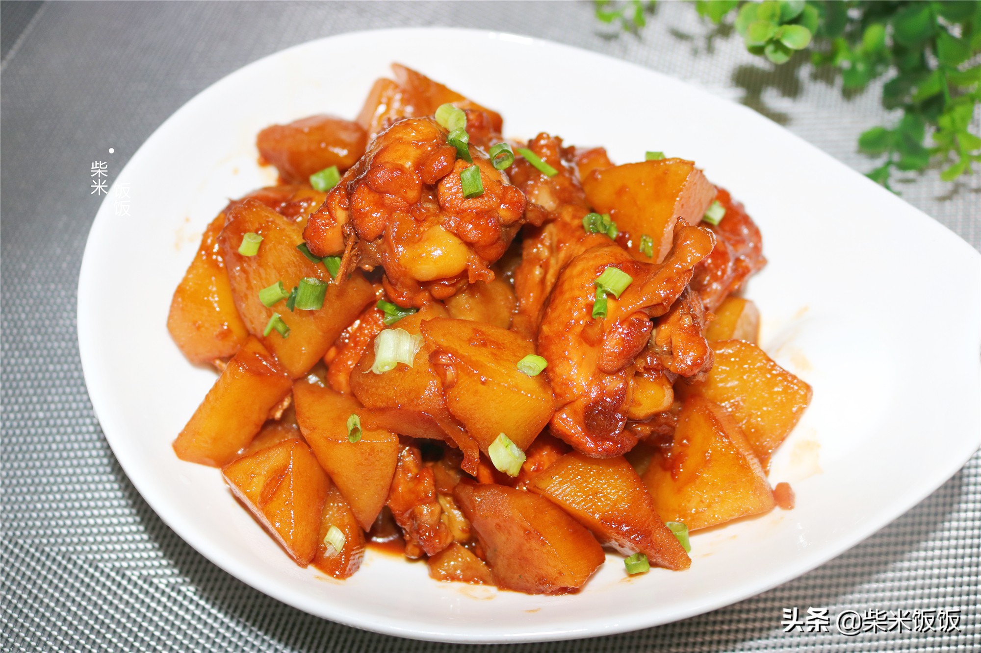 晚餐简单的三道家常菜,推荐几道家常菜周末做给家人吃