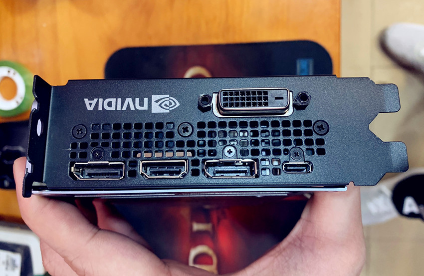 为信仰充值,3700元的英伟达RTX2070显卡开箱体验!