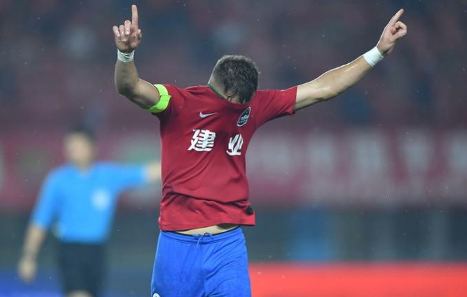 中超最新积分榜上港与鲁能,中超最新积分榜上港