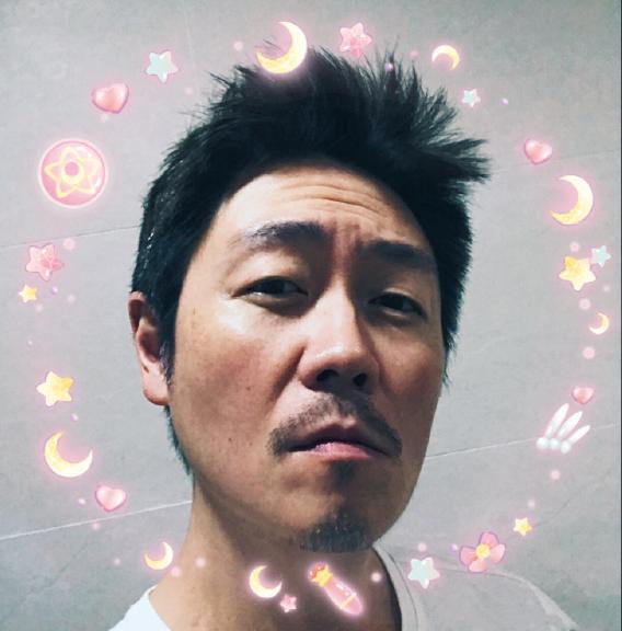 滥情的李思捷：30岁恋落选港姐，35岁被曝臀袭偷吃，马浚伟也怕他