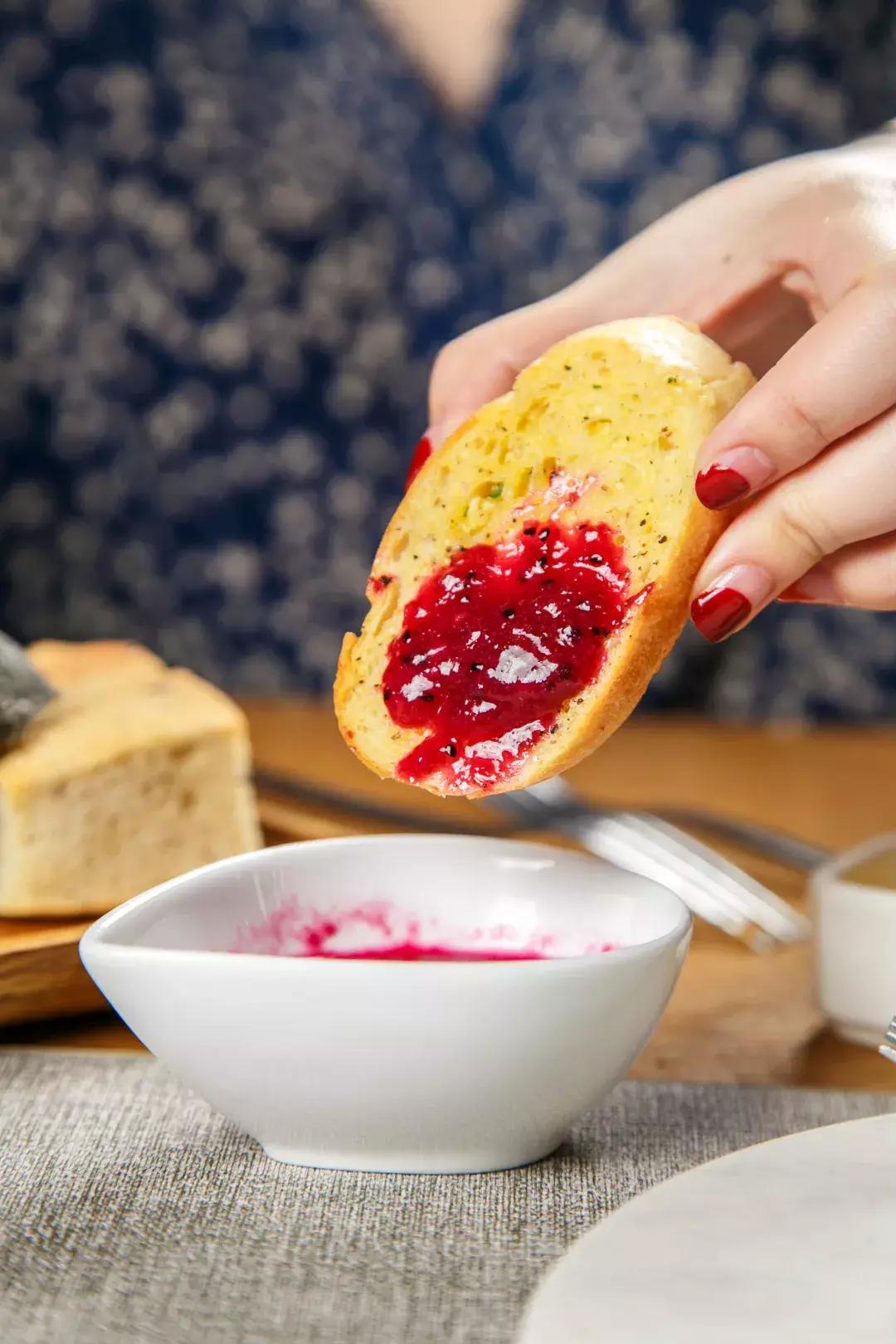 万元抽奖！送戴森卷发棒+TF口红！这家花园西餐厅让我开始嫌弃男友！