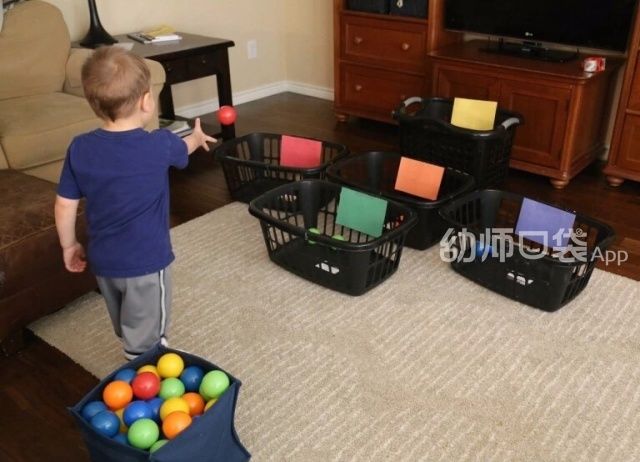 大班亲子游戏5-6岁宅家停课不停学,大班亲子游戏5-6岁在家巧玩报纸