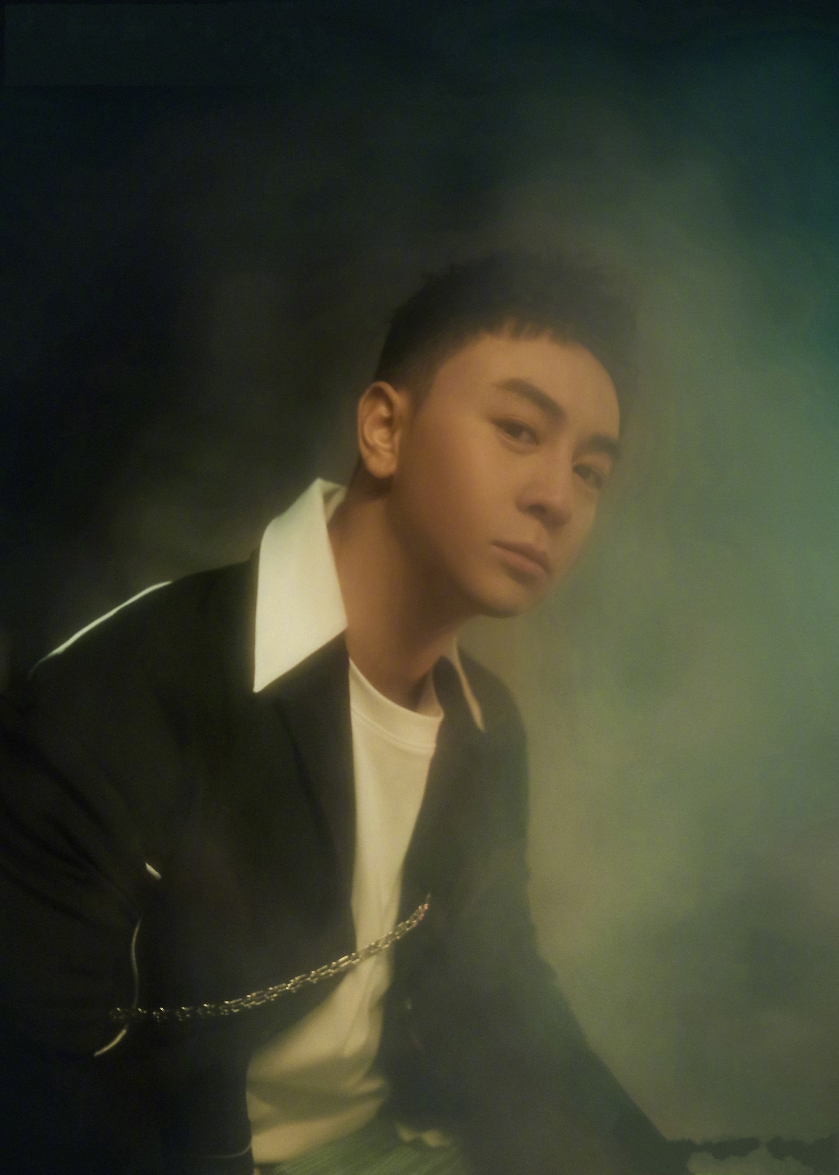 释小龙年轻美照,释小龙的帅气照片