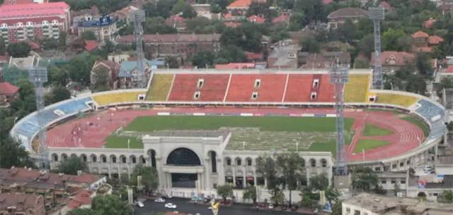 天津泰达足球最强阵容,天津足球老白队