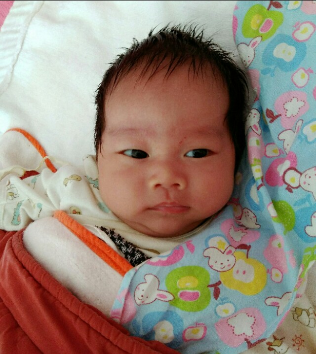 宝宝两天不拉屎是不是攒肚,婴儿攒肚子不排便一般持续多久