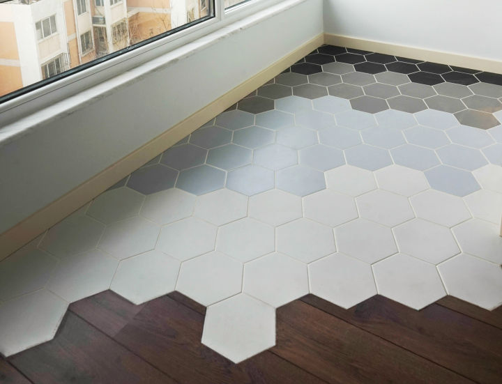 看一下铺地的拼图,木地板地砖拼接方法