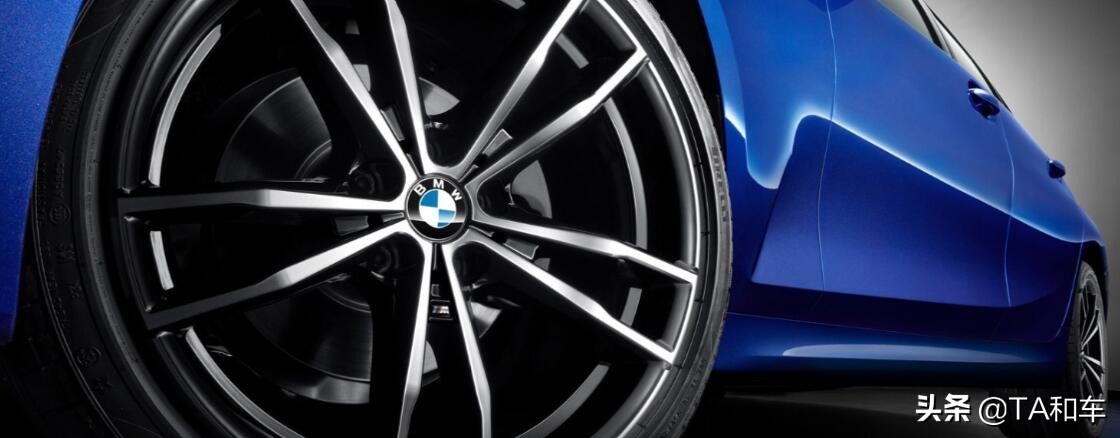 宝马3系和奔驰c260哪个动力好,宝马3系和奔驰c级动力哪个牛逼