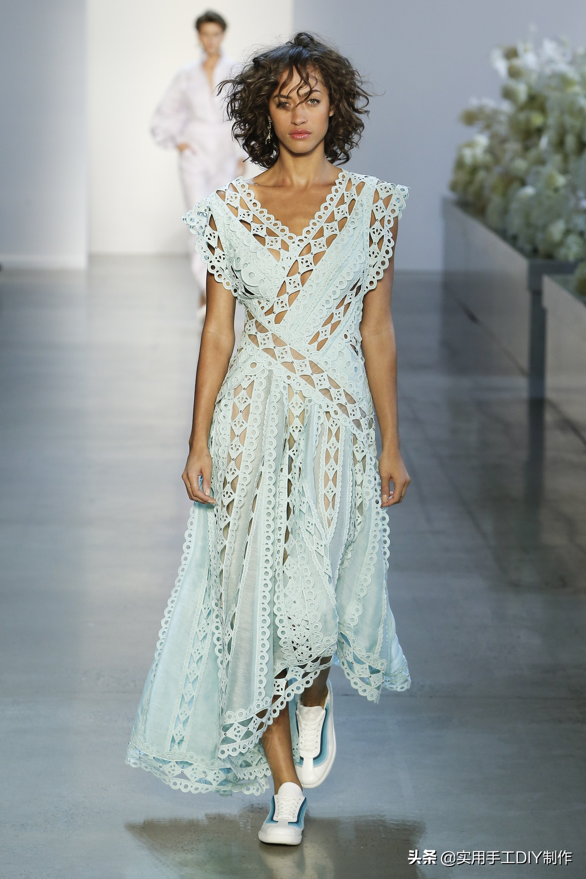 zimmermann连衣裙2019,zimmermann连衣裙2022春夏成衣系列