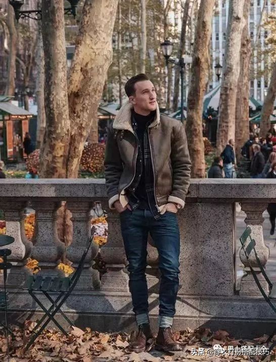 今日爆款男士皮衣春季138元,今年最流行的男青年穿真皮皮衣