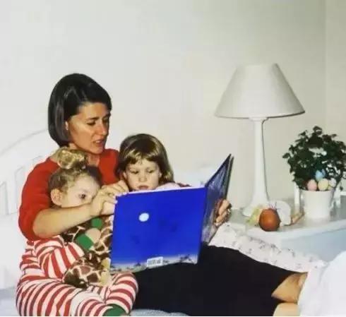 比尔盖茨女儿生活照片,比尔盖茨23岁女儿近照曝光