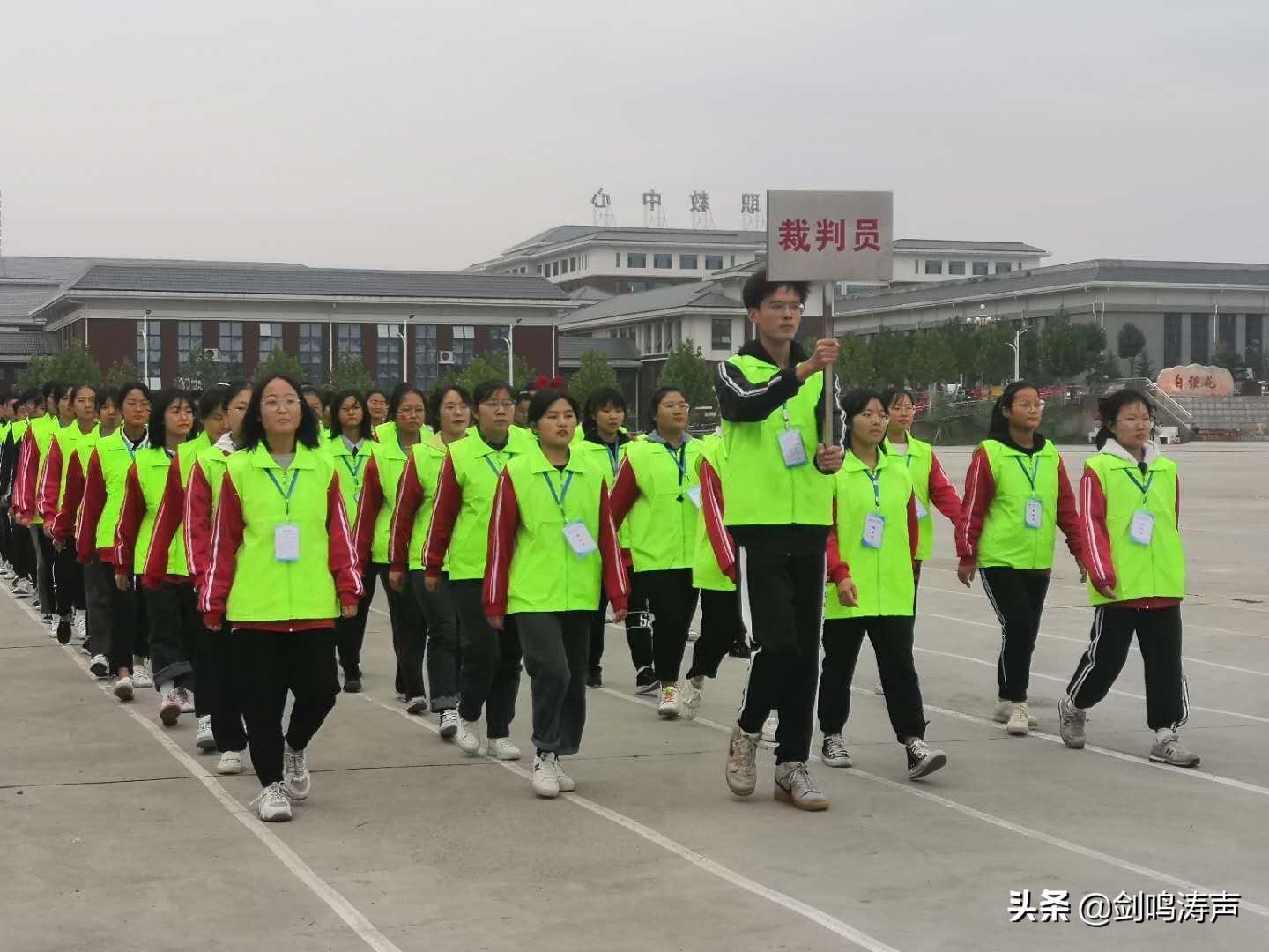 风驰电掣帅气逼人,风驰电掣神威