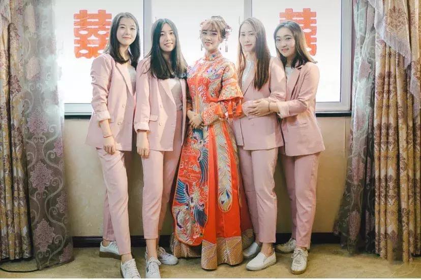 拒绝撞衫的闺蜜装,拒绝网感连衣裙