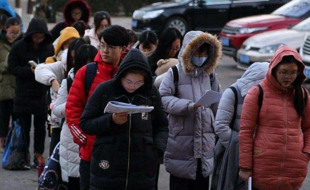 怎样复习高数才不会挂科,大一高数考试小技巧