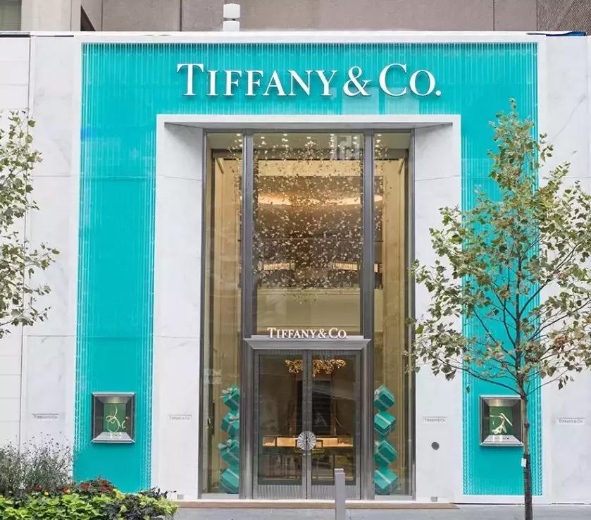 到这个大街小巷都能拍出ins风网红照的地方，过不一样的异域春节