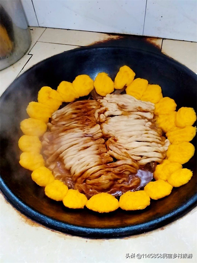 蓝天下的蓟县农家院,蓟县农家院山里的美景