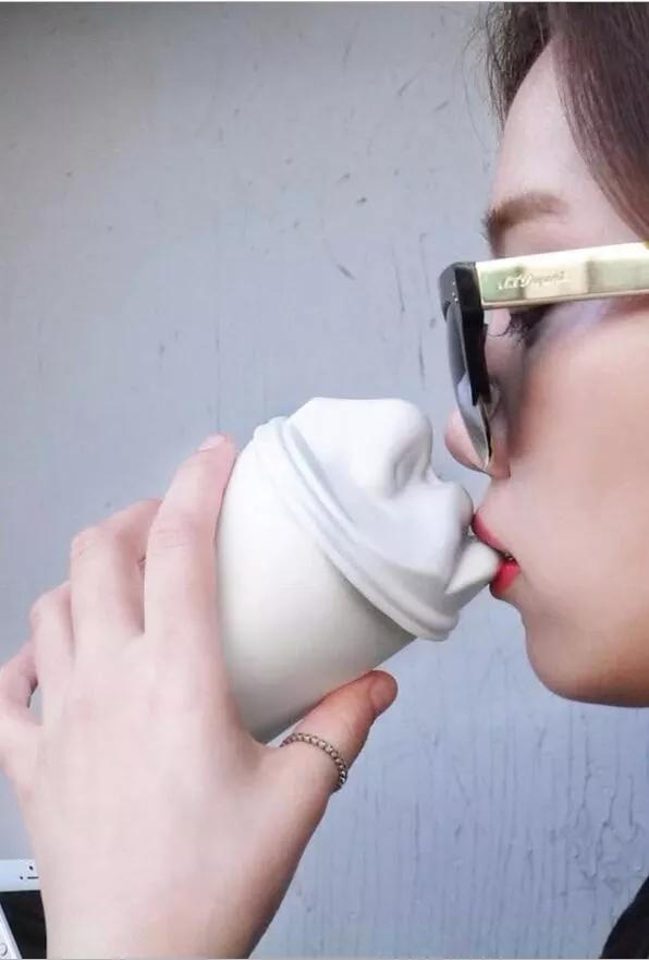 深度解析:如何在没有对象情况下练习接吻？