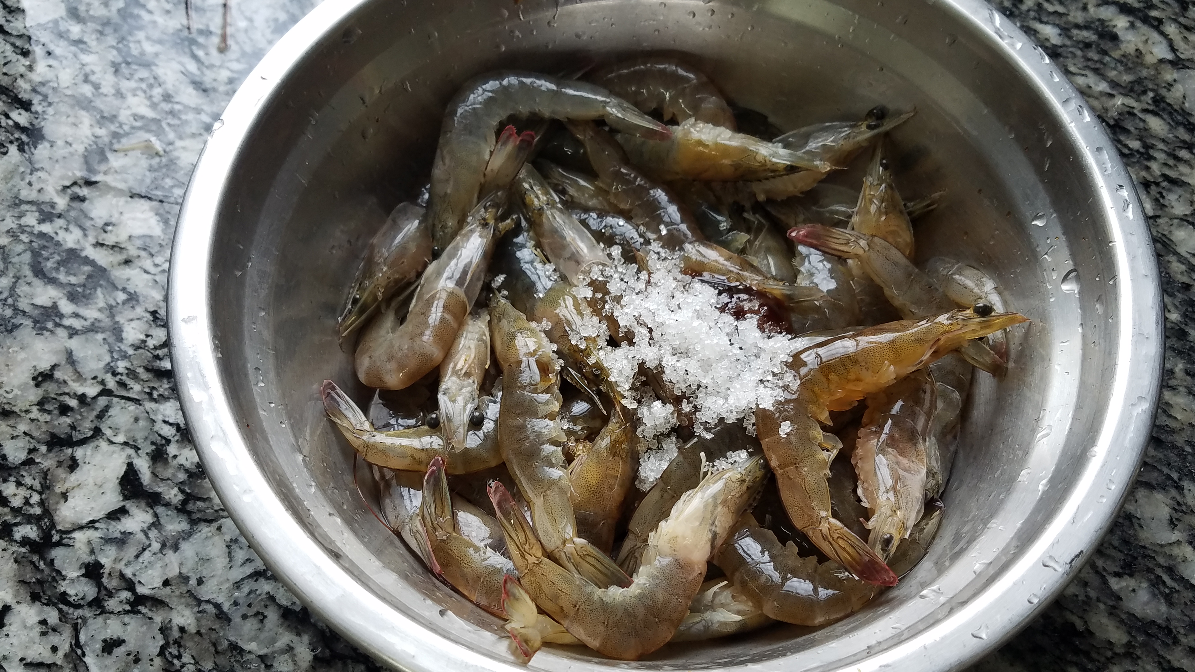 大虾这样做超级好吃又下饭,大虾怎么做好吃又简单一学就会