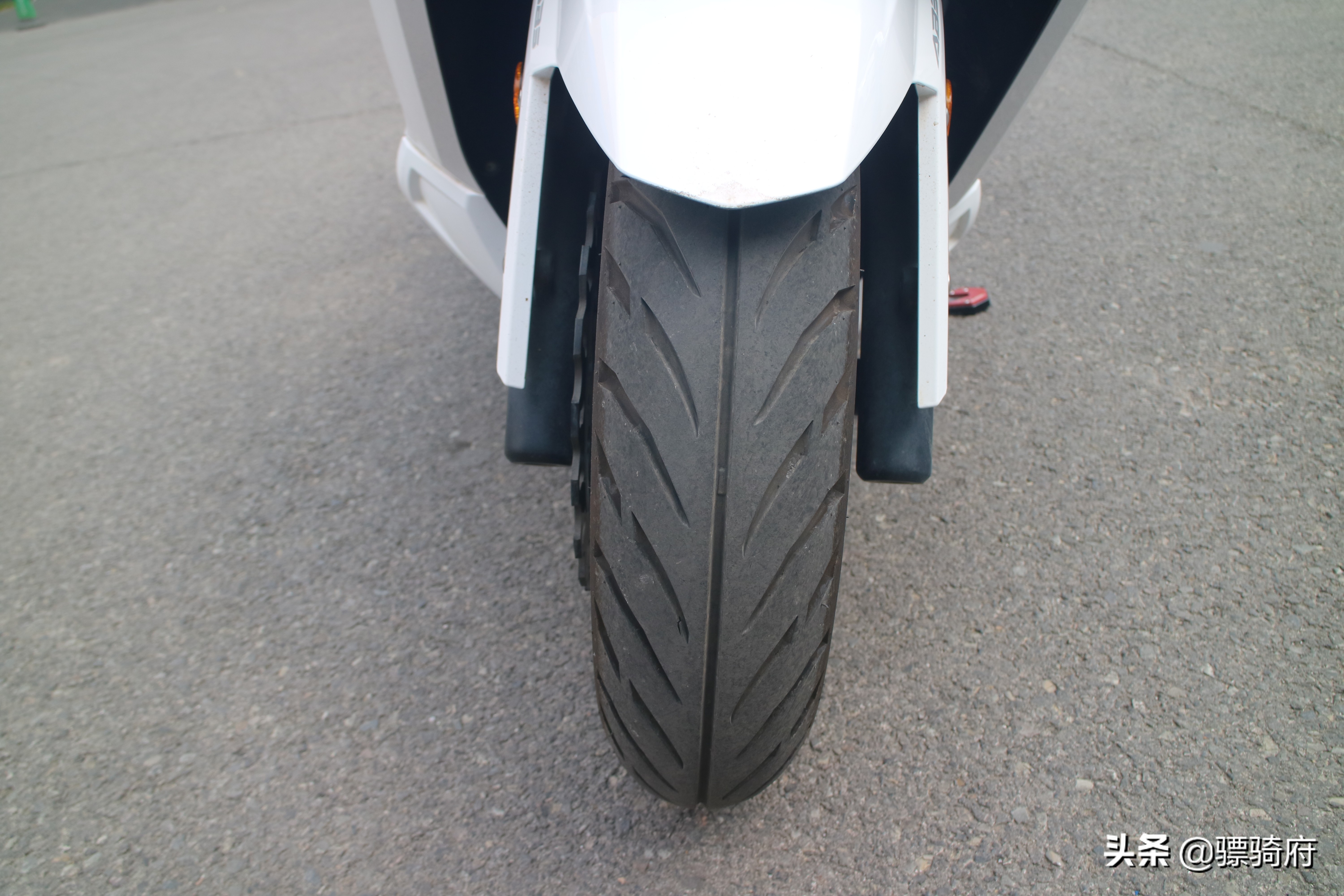 大阳v锐300与本田nss350对比评测,大阳v锐300高速测评