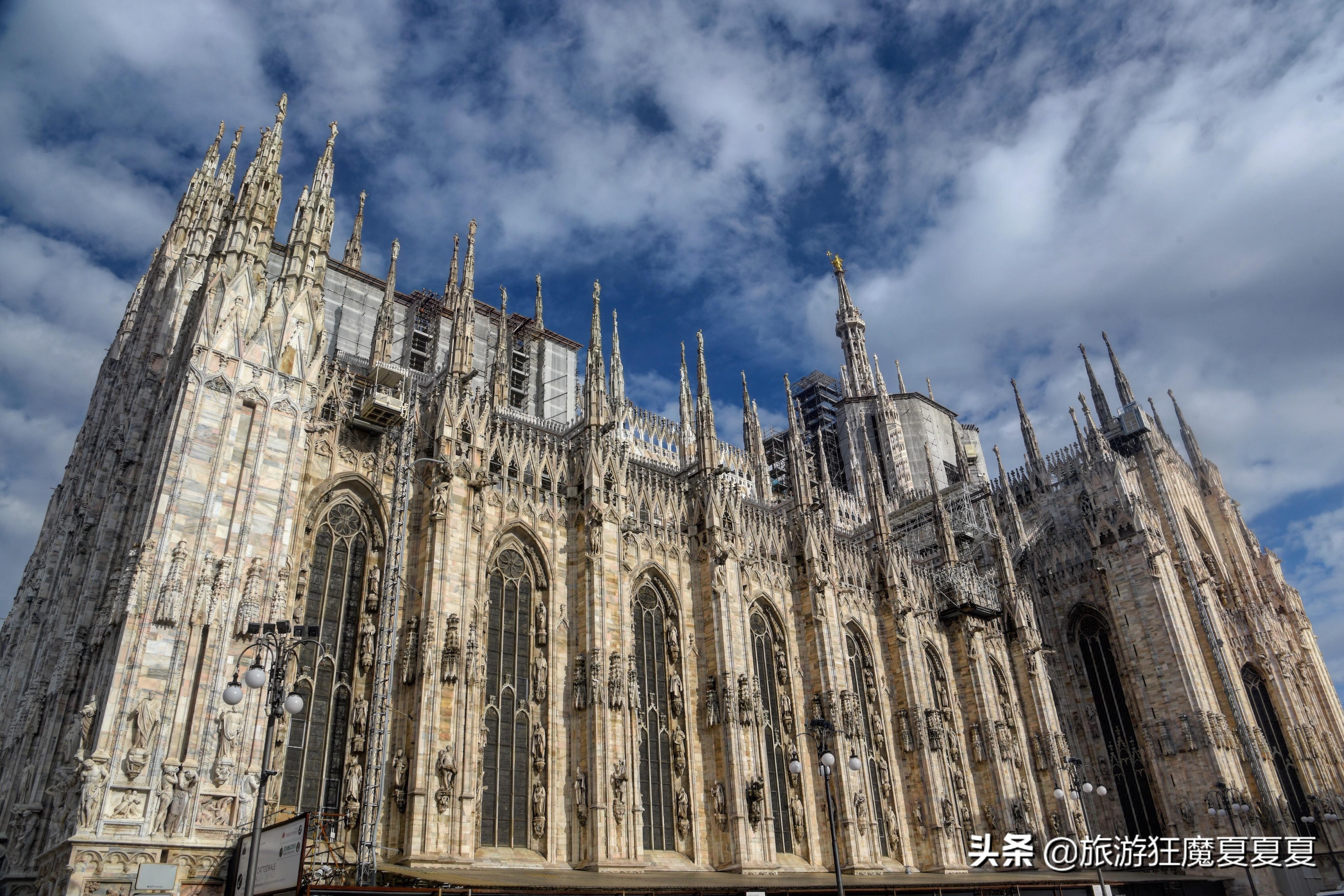 米兰大教堂建了几百年,米兰大教堂被誉为大理石