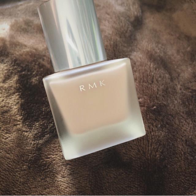 干皮瑕疵多适合用粉底还是气垫,什么粉底遮瑕好又适合干皮