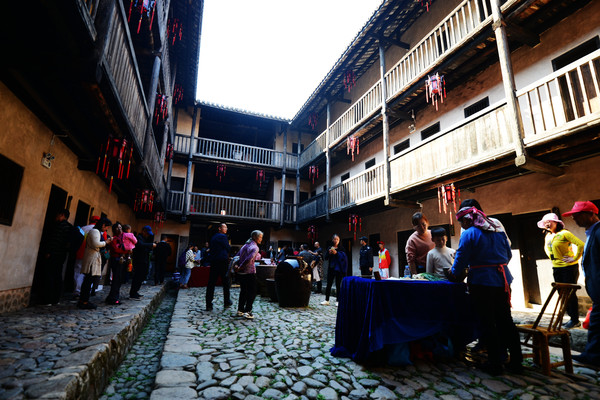 全南石为土围屋介绍,客家土围楼图片