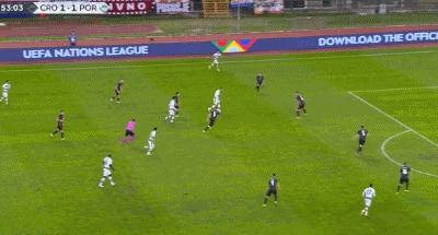 欧足联澄清欧联判罚,欧国联判点球视频