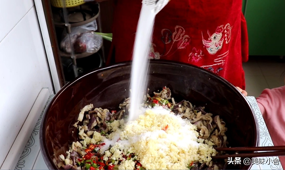 腌茄子蒜蓉茄子,茄子吃不完腌茄子怎么做