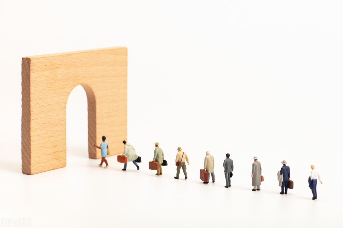 食品专业出国留学利与弊,普通家庭出国留学利与弊