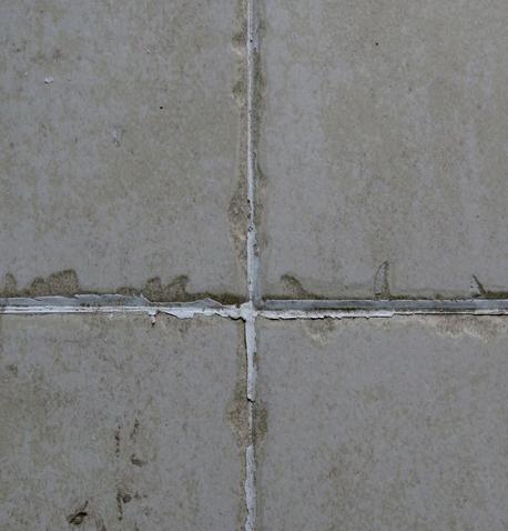 自己找的美缝师傅做的一塌糊涂,找美缝师傅美完缝收拾家吗