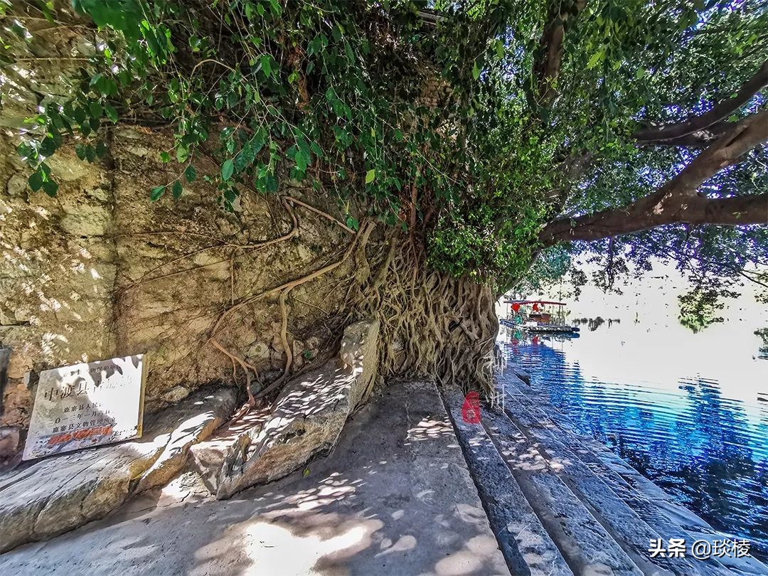 手里拿的不是大刀?最有文化的关二爷竟然藏在个古镇里