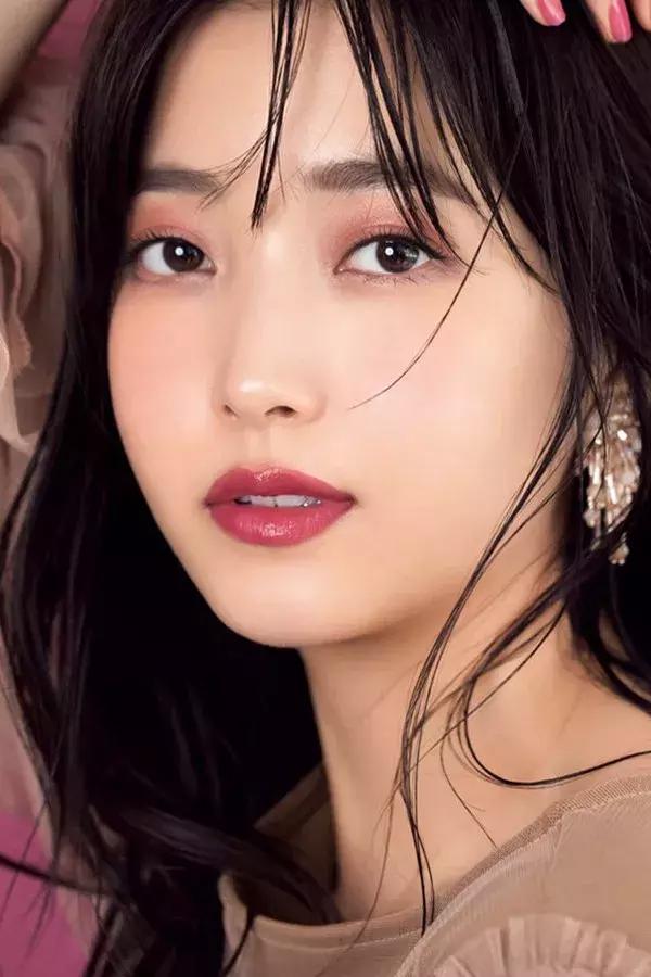 两秒钟搞定一个眼妆,手把手教气质减龄眼妆画法