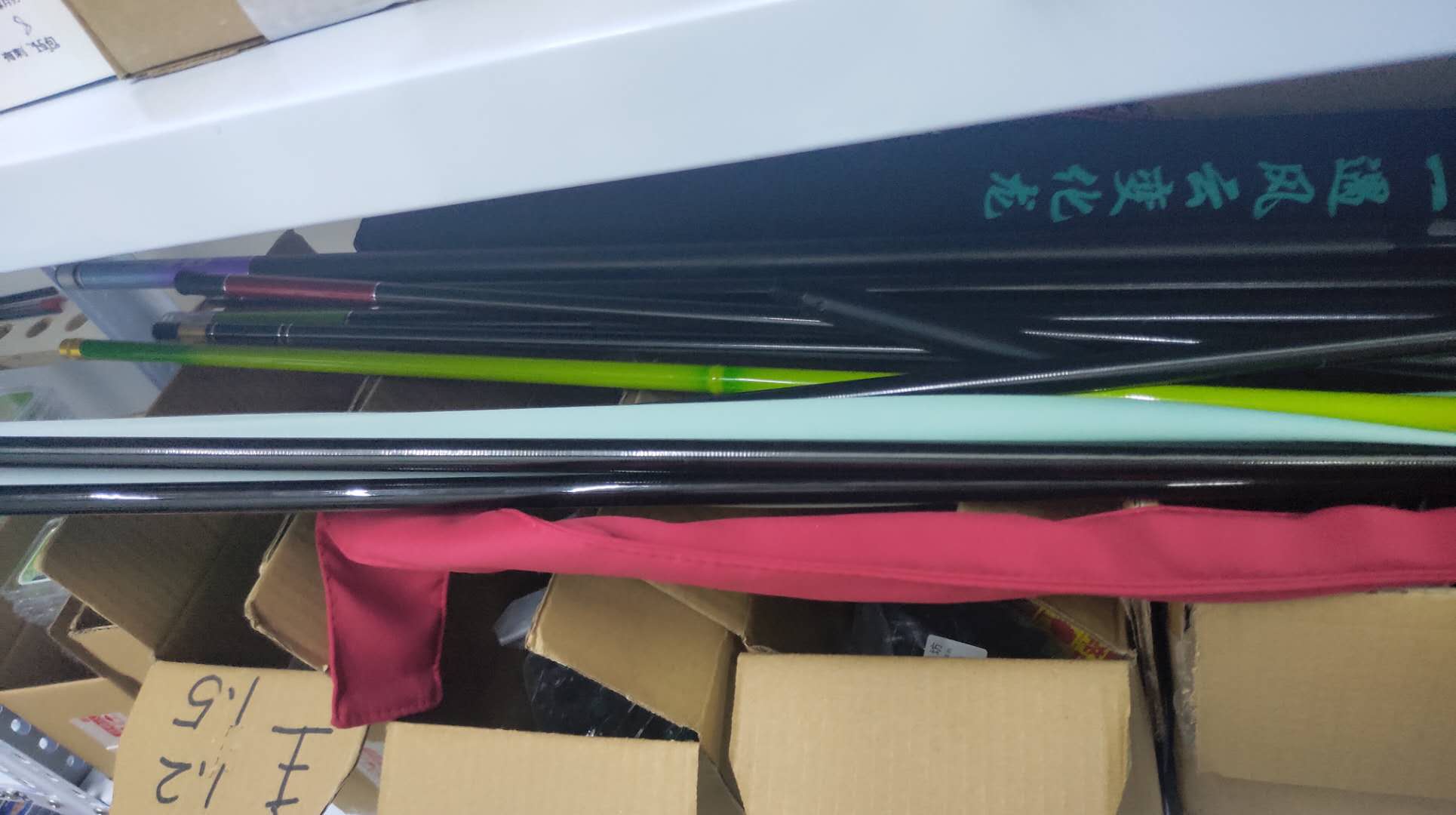 鲫鱼竿的选择,鲫鱼杆适不适合新手