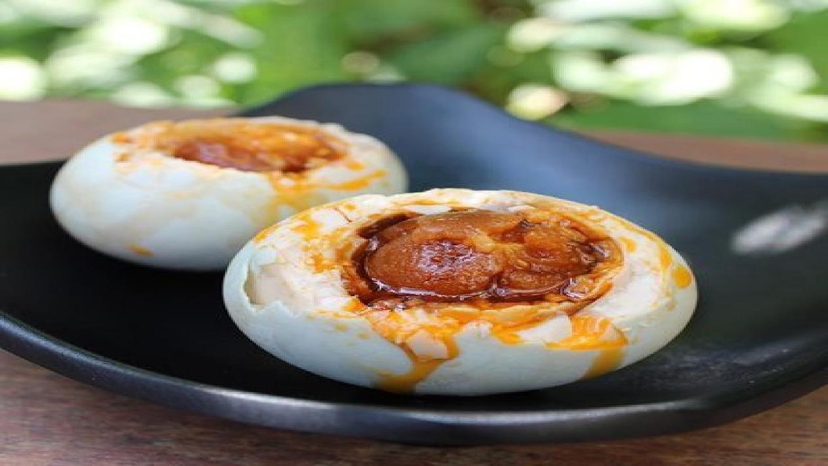 海鸭蛋流油怎么回事,央视曝海鸭蛋事件