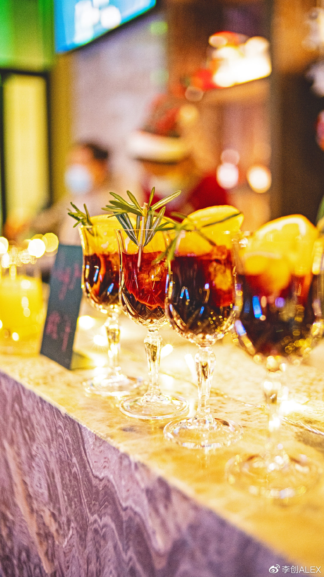 七工匠50mmf1.8镜头与55mmf1.05的区别,不到三千的旗舰机