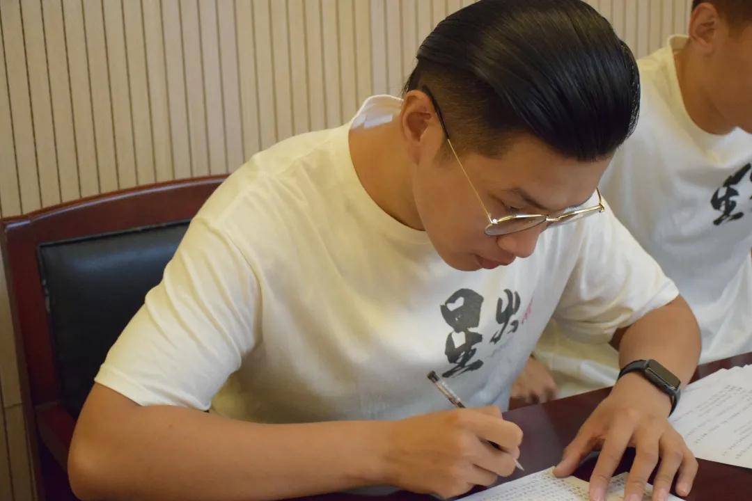 南体健美操的直播间,南体直播回放春晚