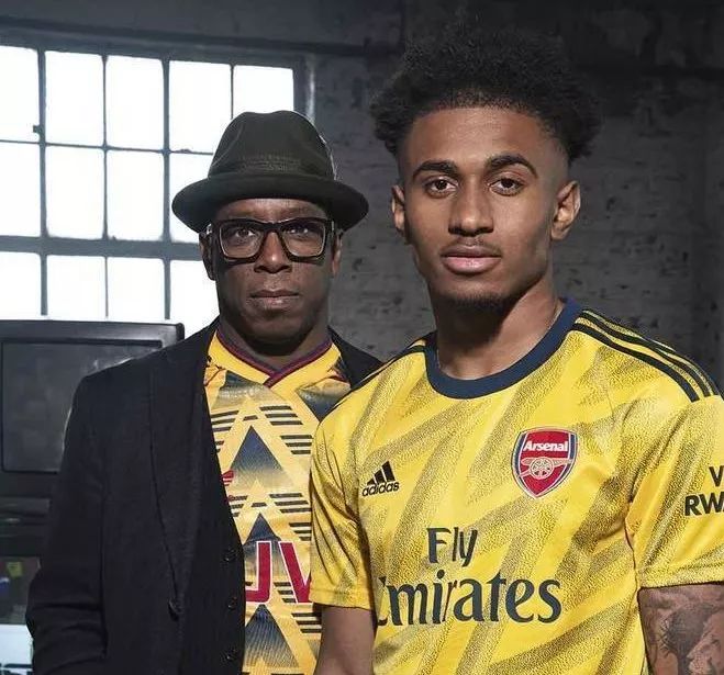 新赛季足球球衣好看,新赛季球衣品牌