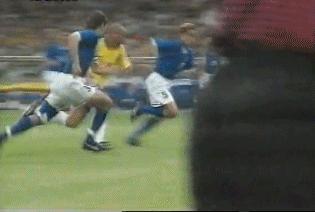 地球人大战外星人谁赢,足坛震撼人心的史诗级大战