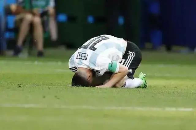 世界足球十大球星排名,世界上足球最强的十大国家