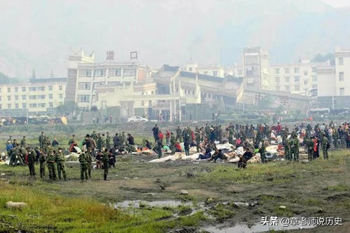 15年冒死连救7人的汶川小英雄,08年汶川地震8岁小英雄现状