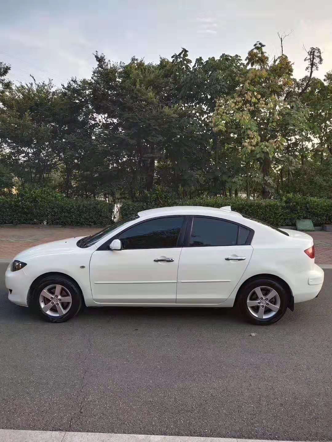 马自达3昂克赛拉两厢二手车价格,零几年马自达3二手车值得买吗