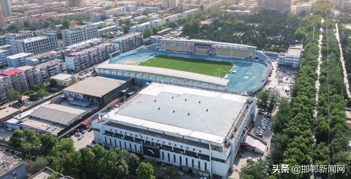 苍穹下精灵众王得其三什么意思,苍穹下的瑞克大叔摄影