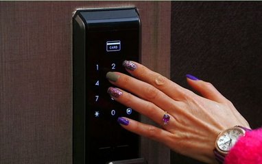 皮包的密码锁忘记密码了怎么打开,山地车密码锁忘记密码怎么打开