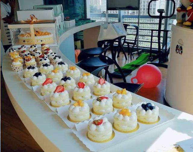 深圳哪个品牌蛋糕最好吃,深圳网上订蛋糕哪家最好