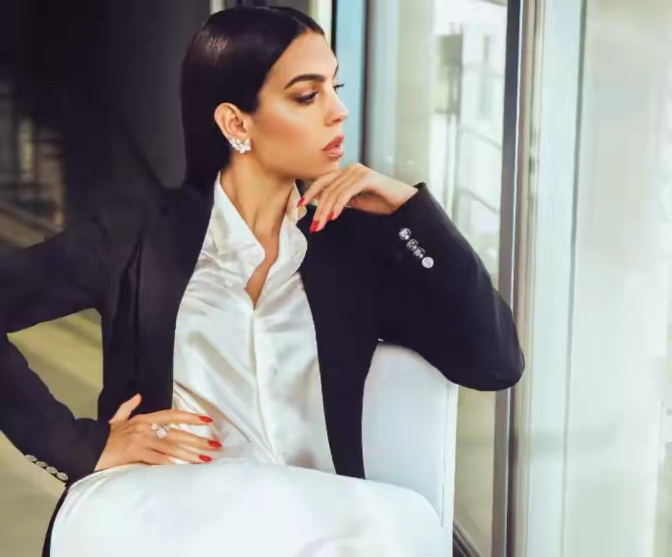 c罗宅家的日常,c罗宅家