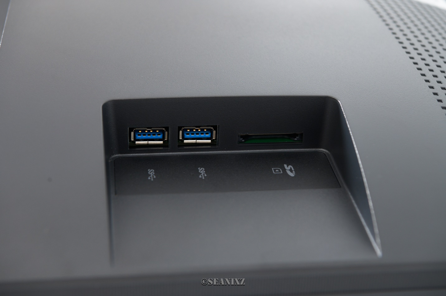 摄影修图设备推荐,摄影器材升级与后期修图哪个重要