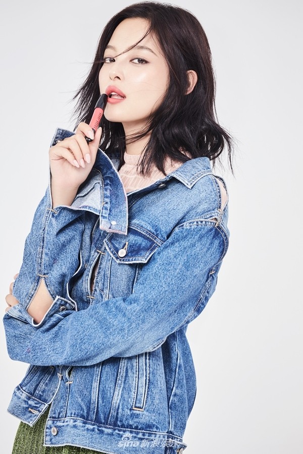 我的机器人女友辛芷蕾完整版,我的机器人女友辛芷蕾服装