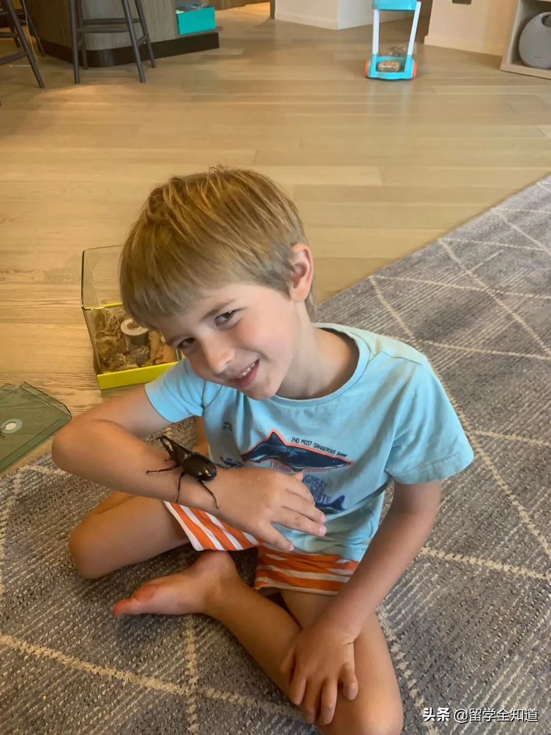 扎根中国18年,创业还带3个娃,这位英国超人妈妈大写的高能