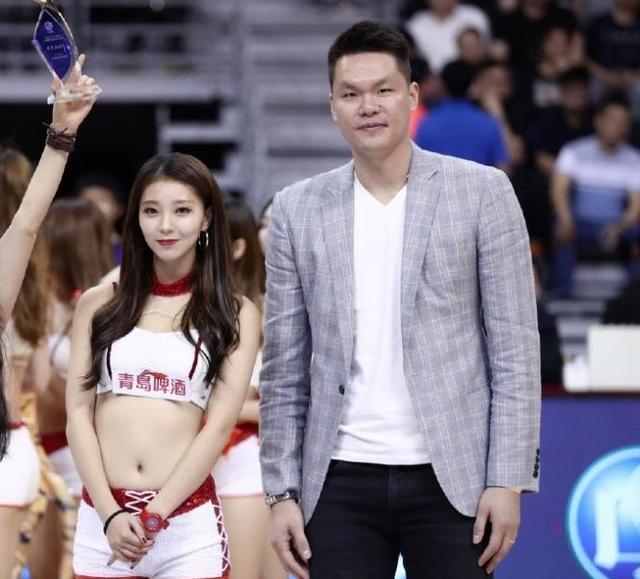 cba拉拉队十大美女图片,cba啦啦队女神