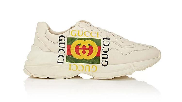 小白鞋百搭还是老爹鞋百搭,小白鞋增高老爹鞋