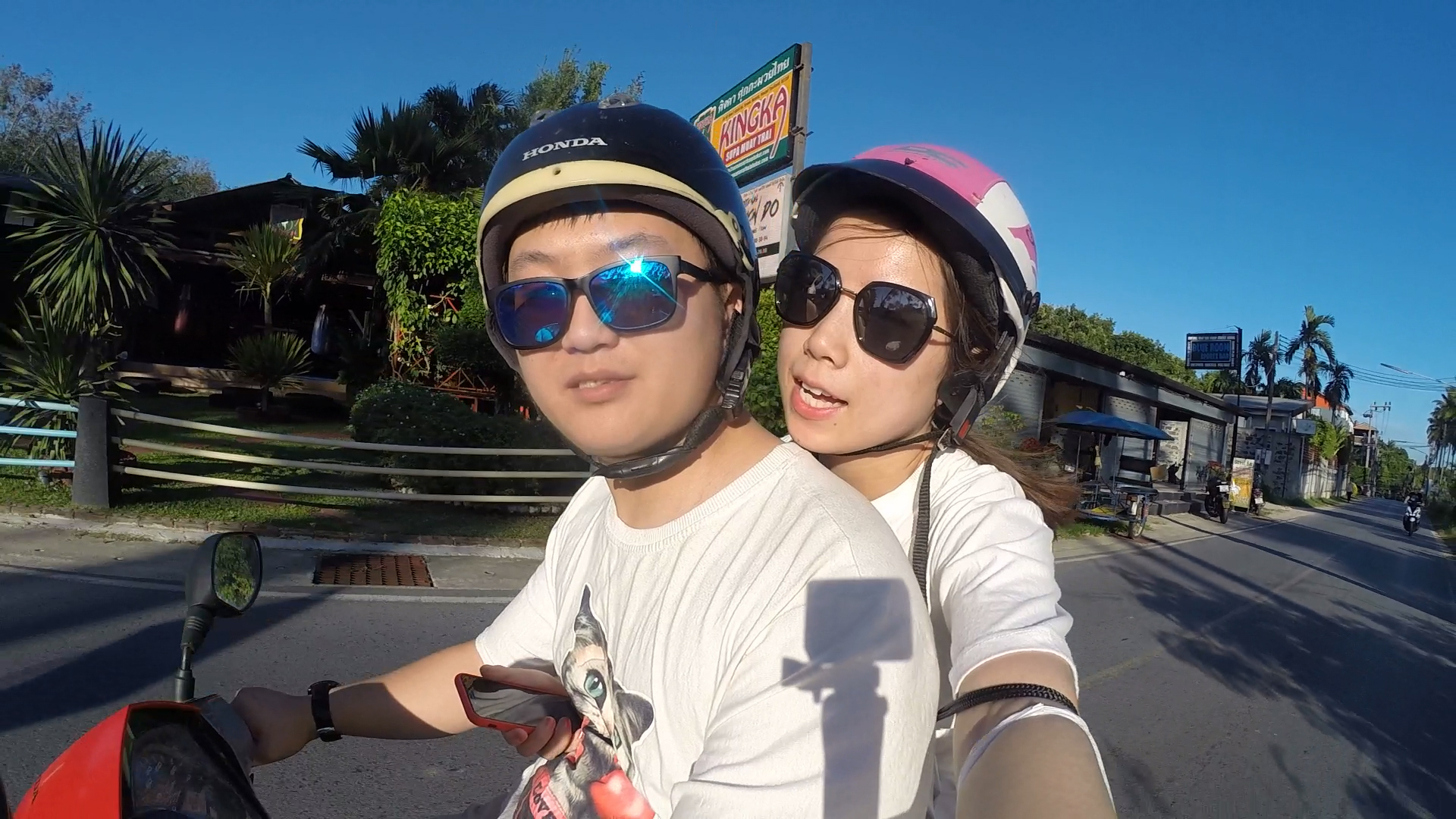 泰国风骏皮卡低趴改装,泰国丰田皮卡改装低趴